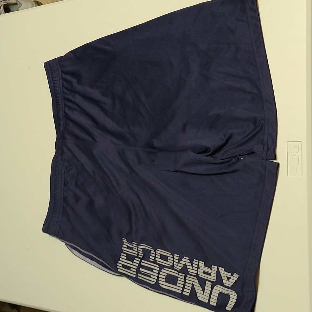 Under Armour gym short